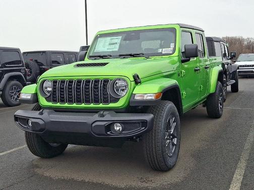 2026 Jeep Gladiator Sport
