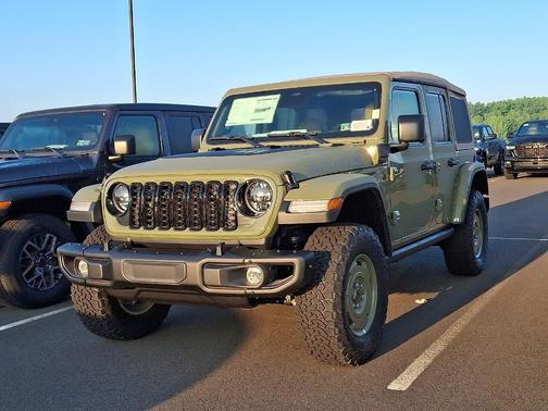 2025 Jeep Wrangler 4xe Sport