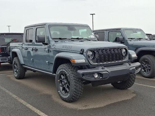 2026 Jeep Gladiator Sport