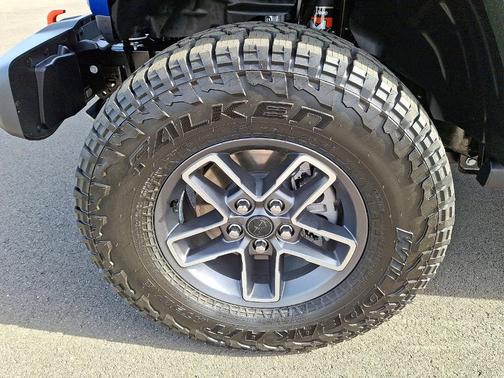 2025 Jeep Gladiator Mojave