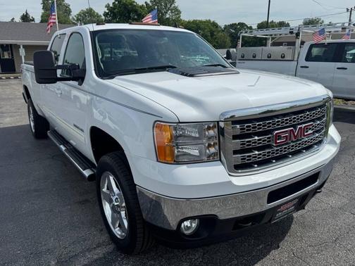White 2014 GMC Sierra 2500 SLT
