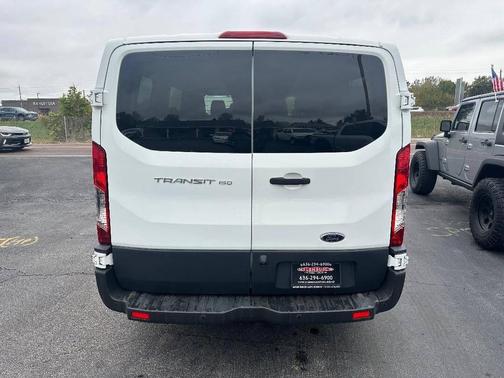 2017 Ford Transit-150 XL