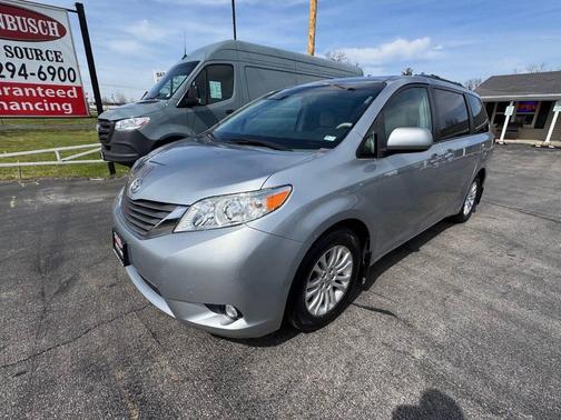 2014 Toyota Sienna XLE
