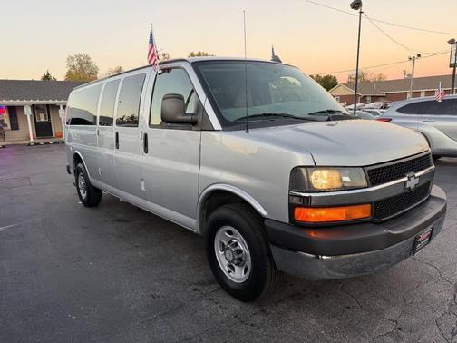 2016 Chevrolet Express 3500 LT