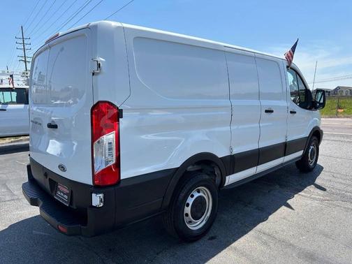 Oxford White 2019 Ford Transit-250 Base