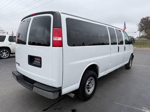 2016 Chevrolet Express 3500 LT