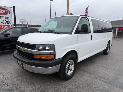 2016 Chevrolet Express 3500 LT