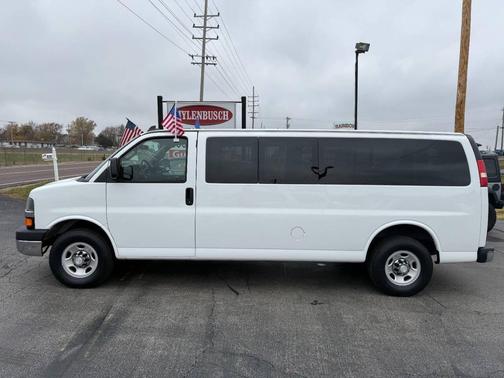 2016 Chevrolet Express 3500 LT