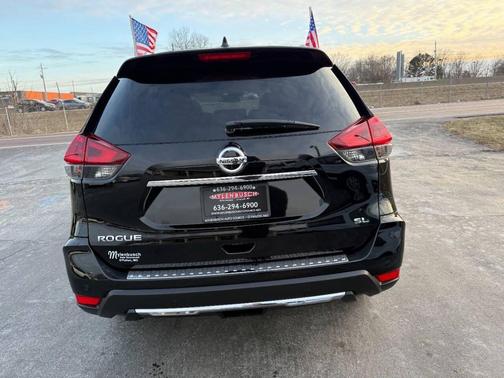 2020 Nissan Rogue SL