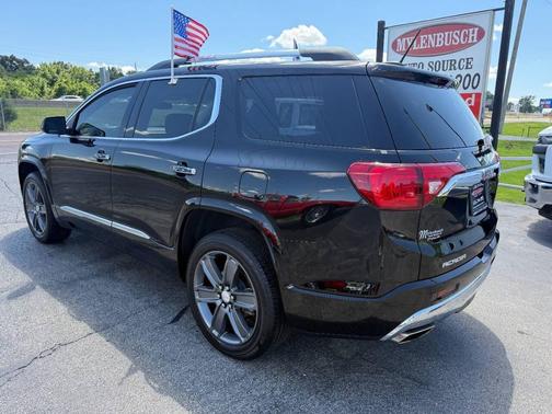 Black 2019 GMC Acadia Denali