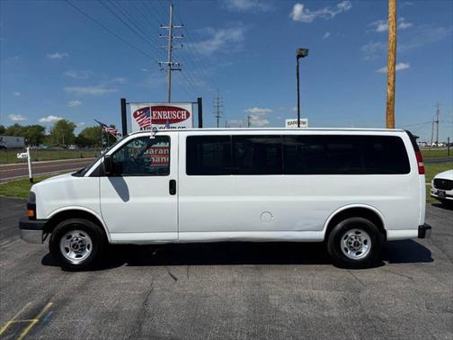 2010 GMC Savana 3500 LT