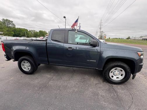 Gray 2019 Chevrolet Colorado WT