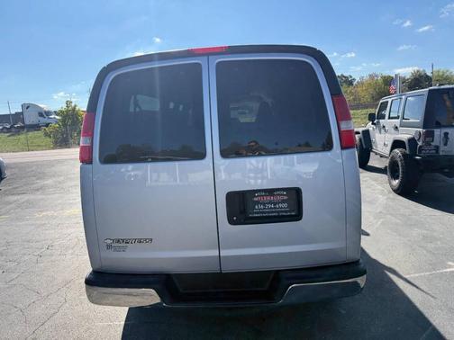 2017 Chevrolet Express 3500 LT