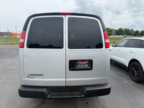 2017 Chevrolet Express 3500 LS