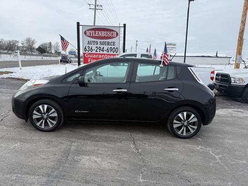 2015 Nissan Leaf SV 4dr Hatchback