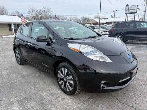 2015 Nissan Leaf SV 4dr Hatchback