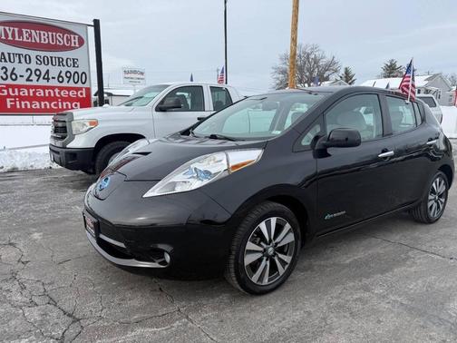 2015 Nissan Leaf SV 4dr Hatchback
