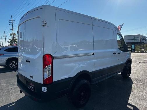 2015 Ford Transit-250 Base