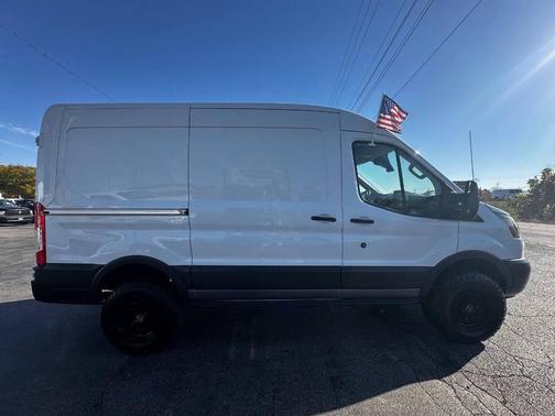 2015 Ford Transit-250 Base