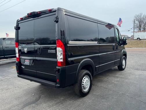 2025 RAM ProMaster 1500 Low Roof