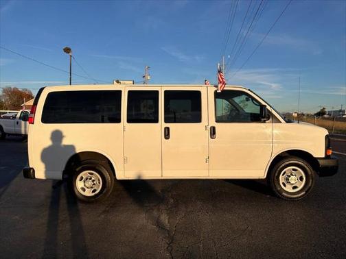 2015 Chevrolet Express 2500 LS