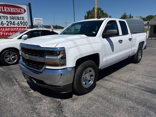 White 2018 Chevrolet Silverado 1500 WT