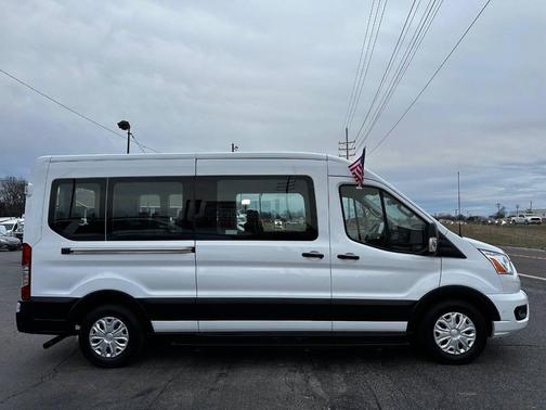 2022 Ford Transit-350 XLT