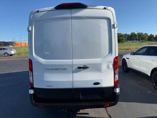 2022 Ford Transit-250 Base