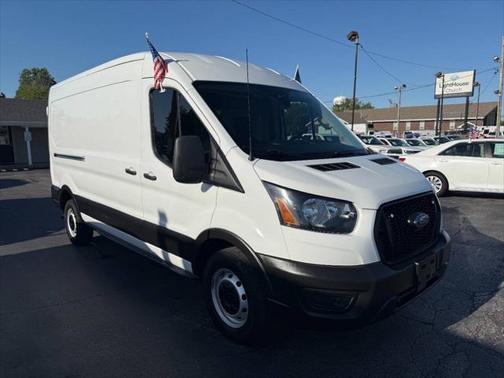 2022 Ford Transit-250 Base