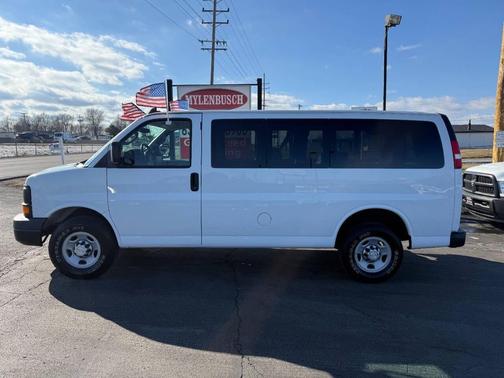 2016 Chevrolet Express 2500 LS