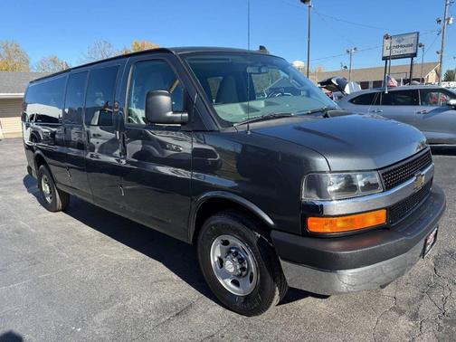 2016 Chevrolet Express 3500 LT