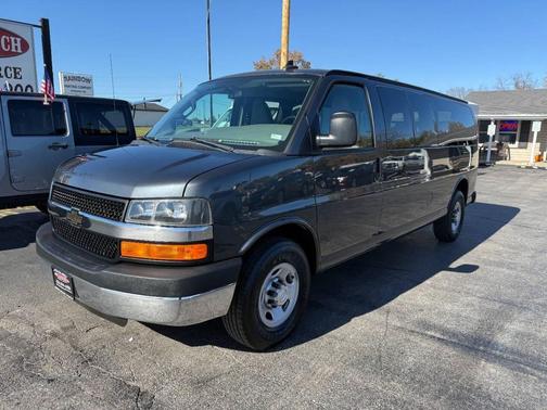2016 Chevrolet Express 3500 LT