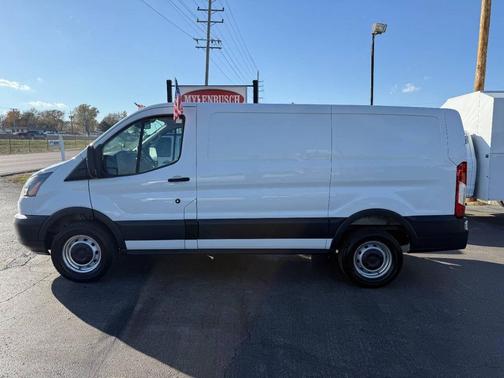 2017 Ford Transit-250 Base