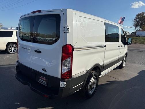 2017 Ford Transit-250 Base
