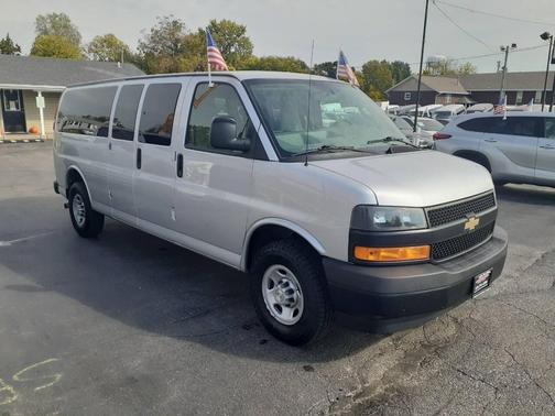 2020 Chevrolet Express 3500 LS 3500 3dr Extended Passenger Van