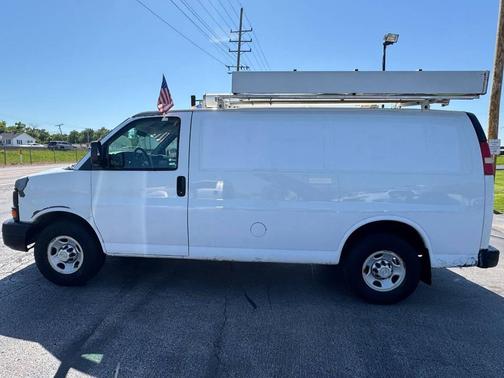 White 2011 Chevrolet Express 2500 LT