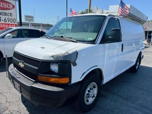 White 2011 Chevrolet Express 2500 LT