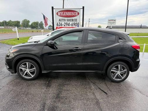 Crystal Black Pearl 2022 Honda HR-V EX