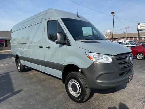 2025 Mercedes-Benz Sprinter 2500 High Roof