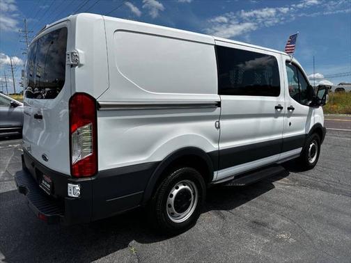 2018 Ford Transit-250 Base