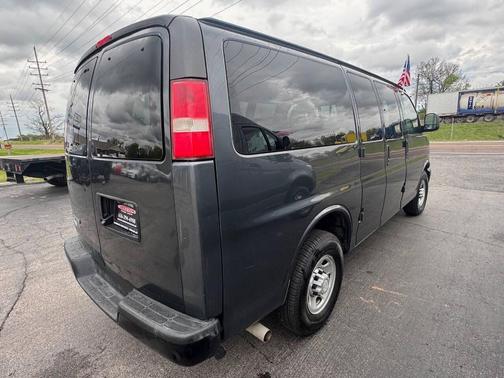 2016 Chevrolet Express 2500 LS