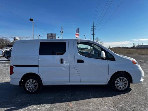 2020 Nissan NV200 SV