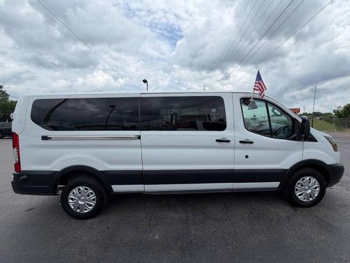 Oxford White 2018 Ford Transit-350 XLT