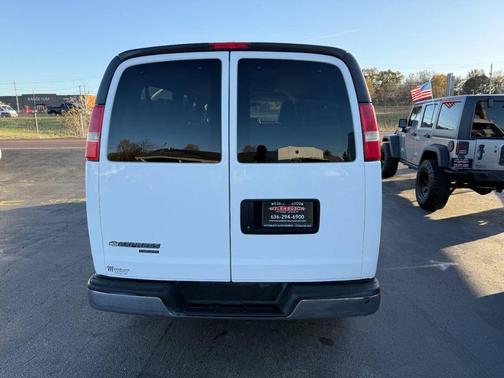 2016 Chevrolet Express 3500 LT