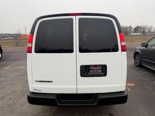 2019 Chevrolet Express 3500 LS