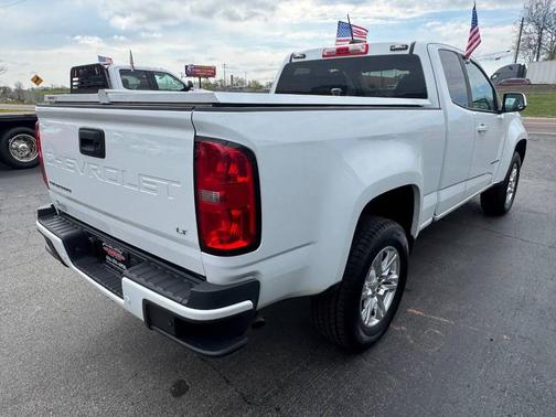 White 2021 Chevrolet Colorado LT