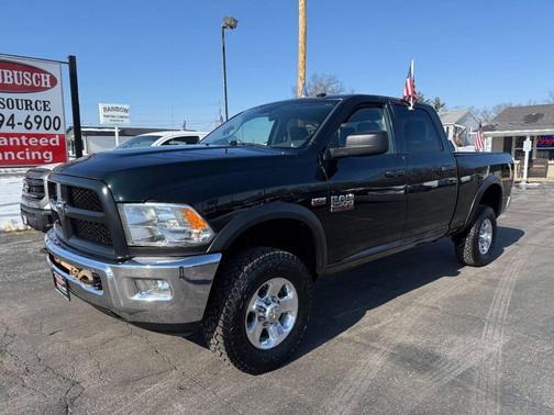 2017 RAM 2500 Tradesman 4x4 4dr Crew Cab 6.3 ft. SB Pickup