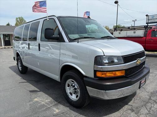 2020 Chevrolet Express 2500 LT 2500 3dr Passenger Van