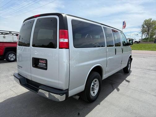 2020 Chevrolet Express 2500 LT 2500 3dr Passenger Van