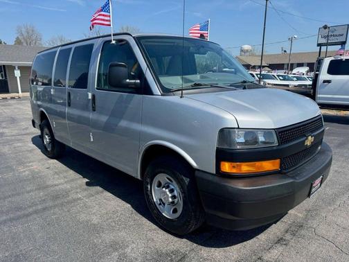 Silver Ice Metallic 2019 Chevrolet Express 2500 LS
